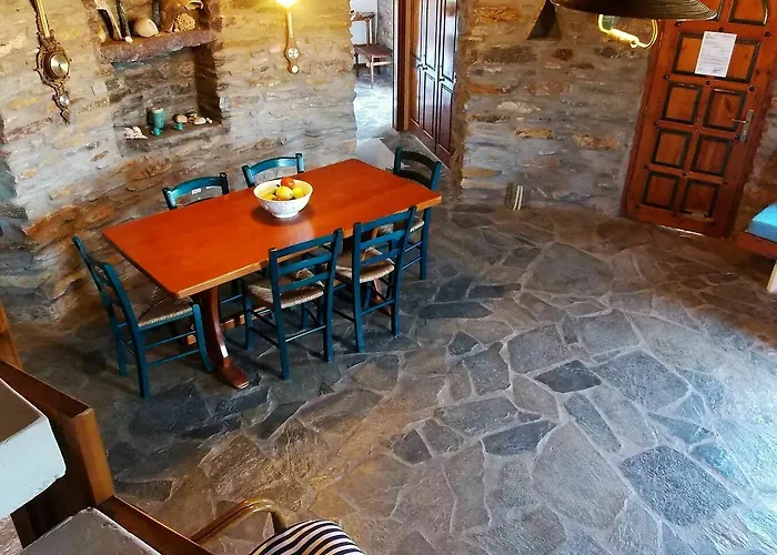 The Stone Windmill Βίλα